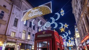 Pour le Ramadan, Londres s’illumine et prône le partage ramadan - londres - Freenews - 18/03/24